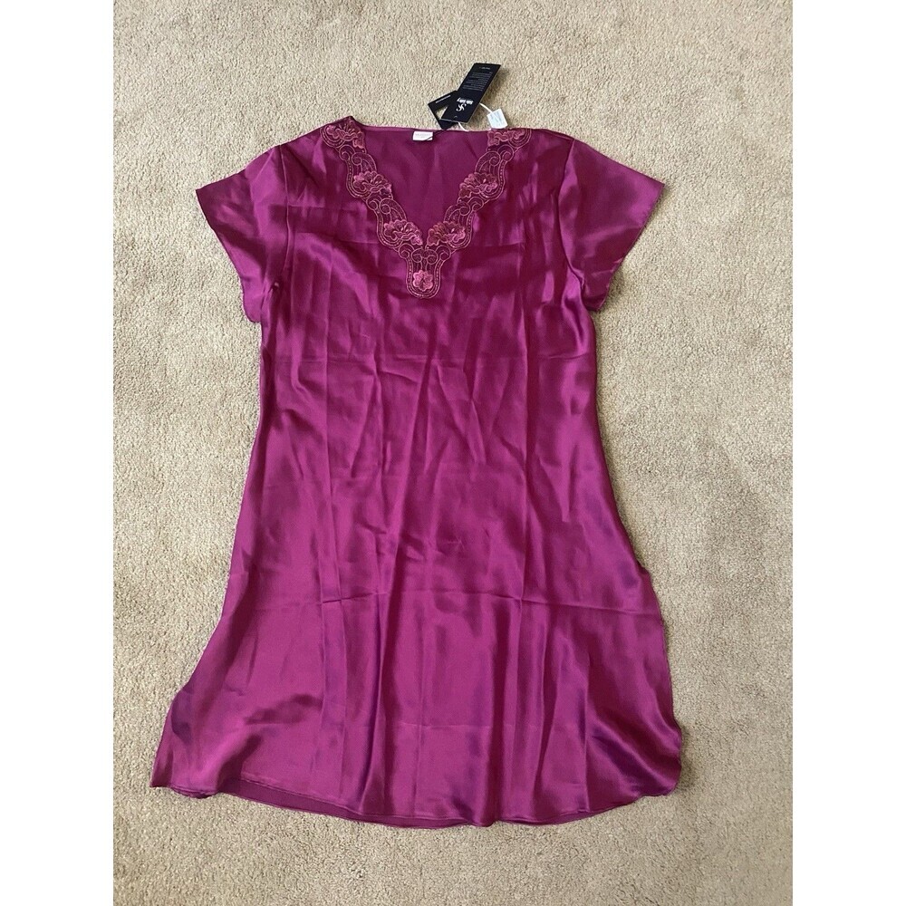 SILKSILKY  NWT 100% Silk Lace Neck Split Hem Nightgown Dress Color Wine Size XS - Picture 5 of 11